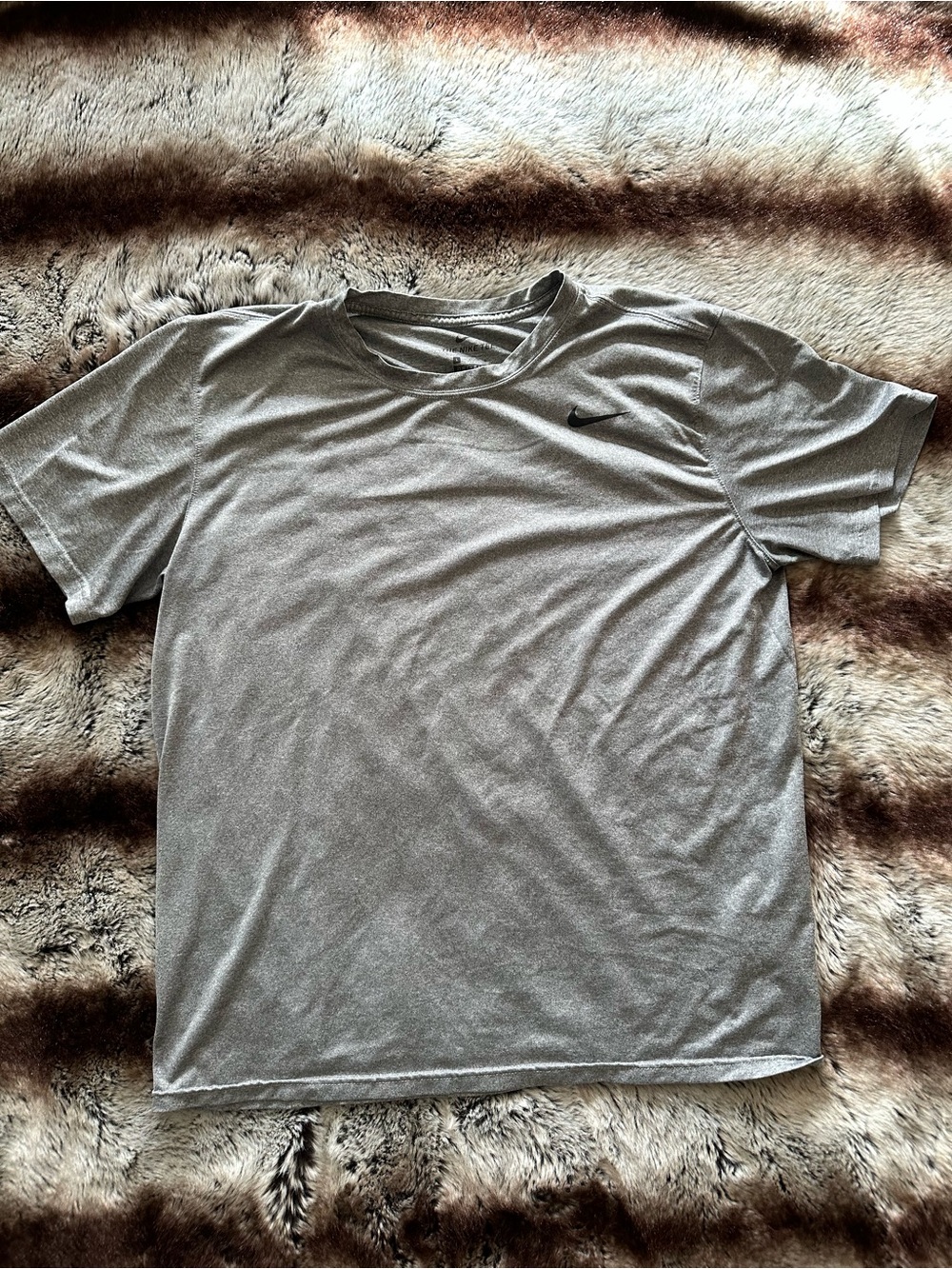 Nike Men’s Short-Sleeve Crew T-Shirt - Light Gray